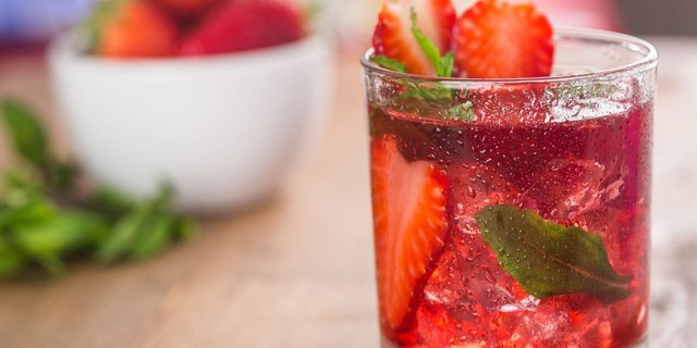 Understanding Functional Beverages: Definitions, Ingredient Types, and 2026 Formulation Trends